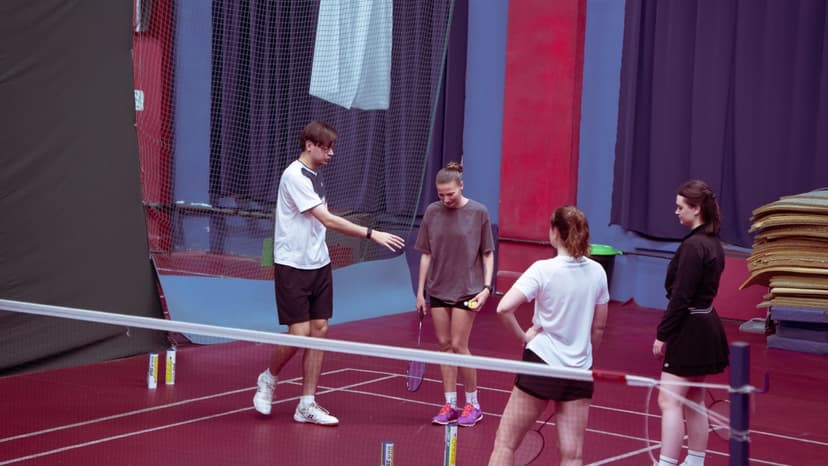 Занятие в зале Найт Бадминтон, Санкт-Петербург